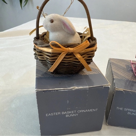 VTG! Lot of 5 Vintage Avon Ornaments W/ Original Boxes - Picture 2 of 10